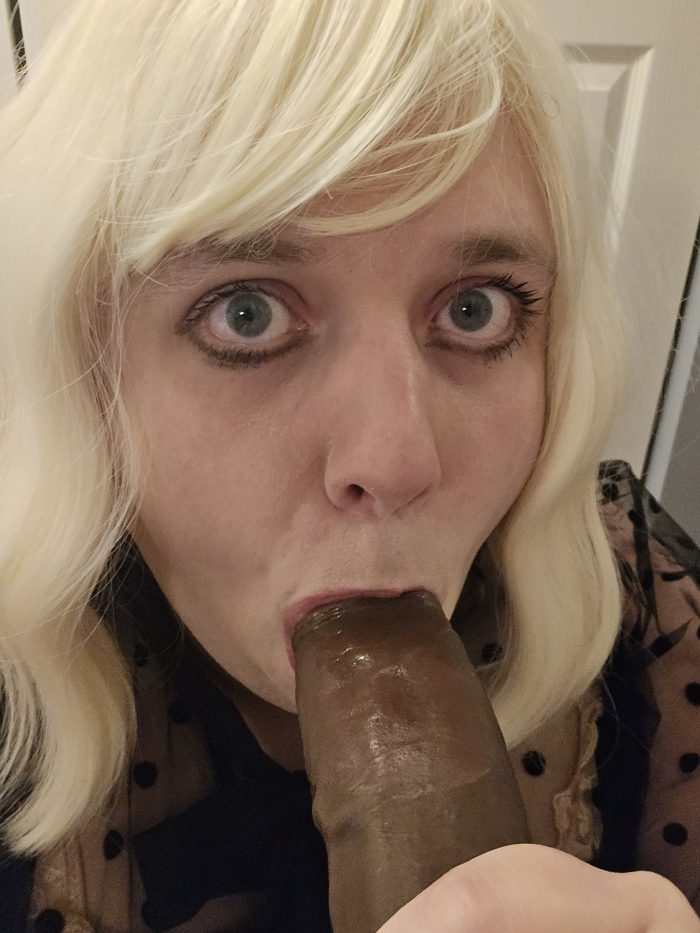 Sissy Alexis Rayne June pics
