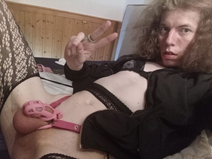 Sissy slut Kilian Runge