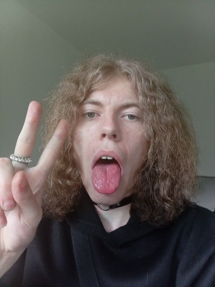 Some nudes and normal pics:)