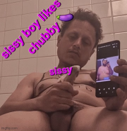 Billy evans jerking off like a sissy bitch to Chubby Daddy From Growrl