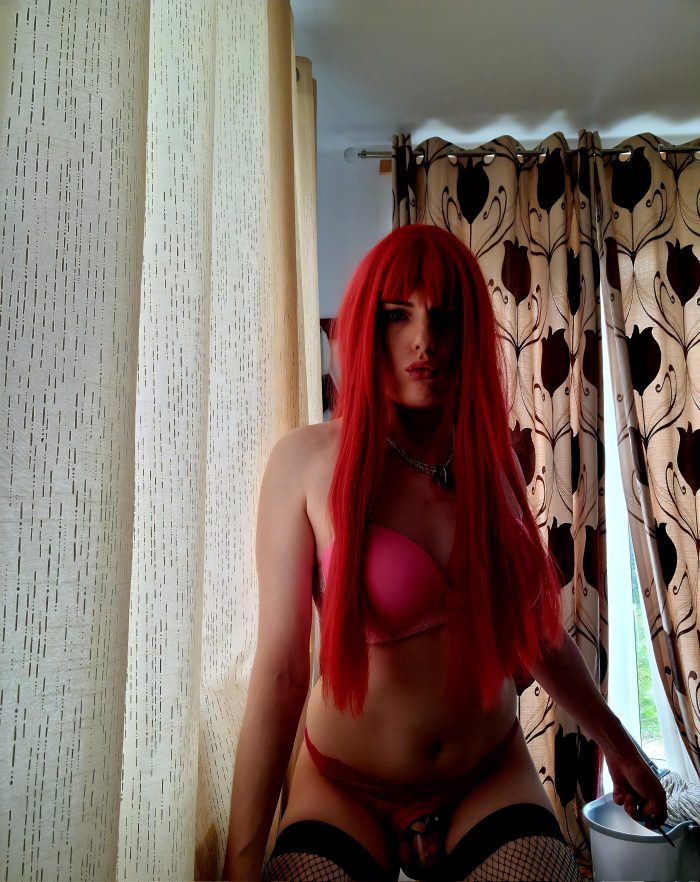 ShannonroseTS the sissy slut