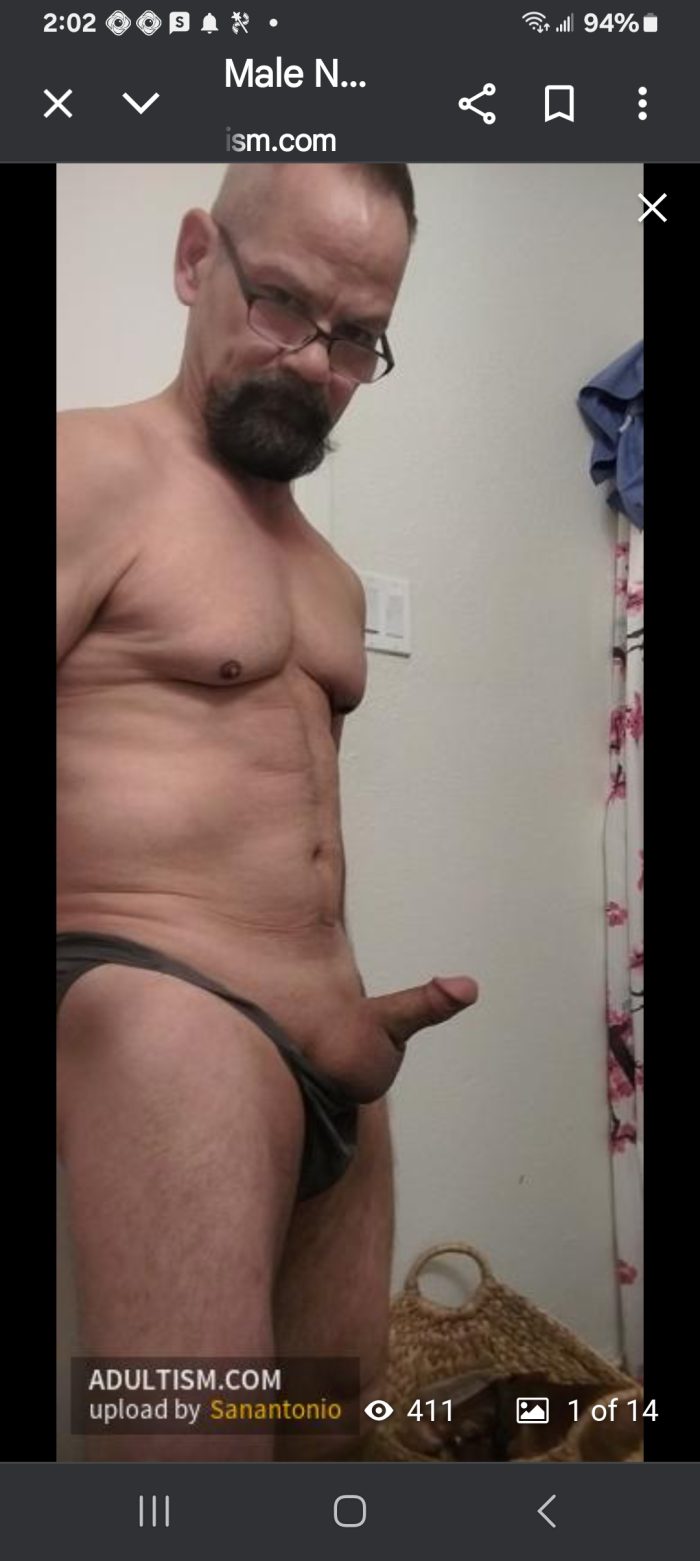 I’m a male nurse with a tiny cock. Enjoy