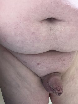 Tiny dick try’s to get hard