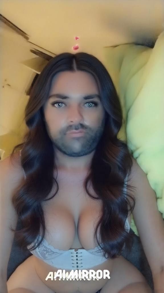 Sissy hot Shemale Mona Valentine