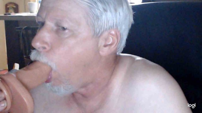 Sean Carey SISSY shemale cockwhore faggot