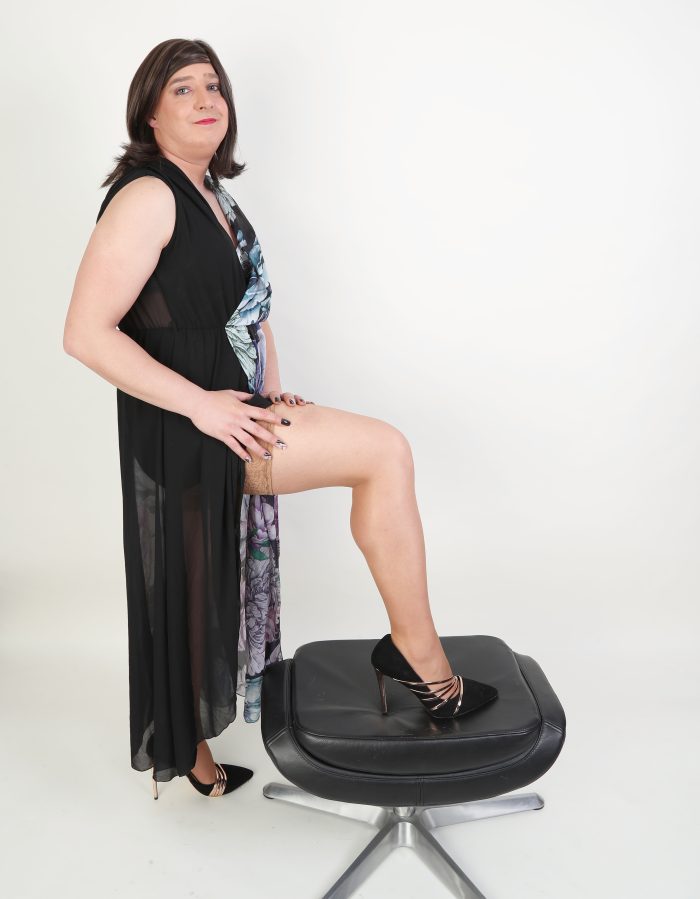 Sissy from Switzerland/Austria Expose me everywhere, help me to be more feminine. Would love to  ...