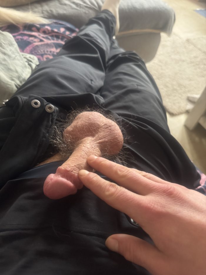 small acorndick pretends to be a grower