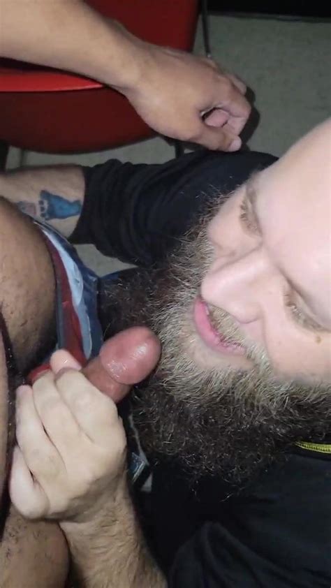 PDXFAGJAY Jay Nedgo loves sucking pleasuring cocks