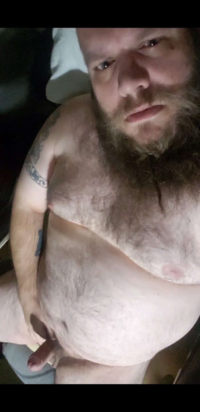 PDXFAGJAY Jay Nedgo showing his fat tiny cock. No wonder he ended up a beta faggot from Portland ...