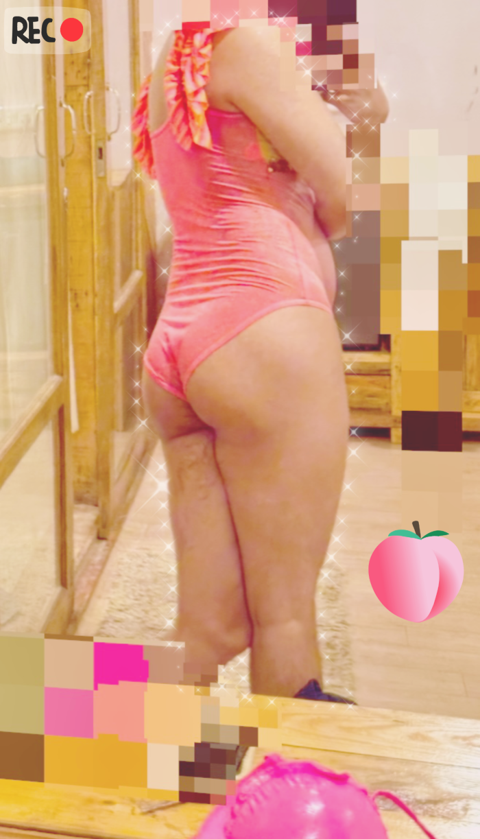 Sissy Bitch Boy Exposed In Bikini With Small Dick out LMAO😂😂💅💅